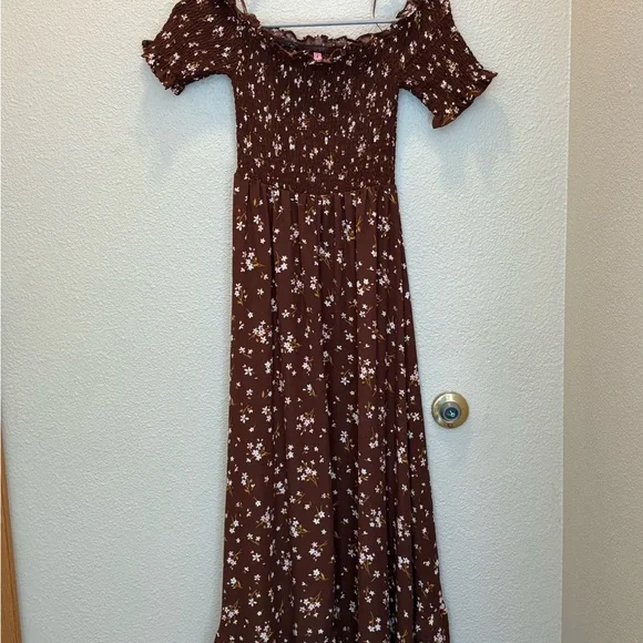 Francesca’s Miami Brown Puff Sleeve Sundress - Picture 2 of 3